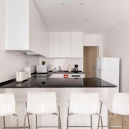 Cozy And Modern Flat In Apartamento