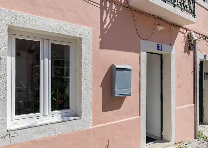 Cozy And Modern Flat In アパート リスボン