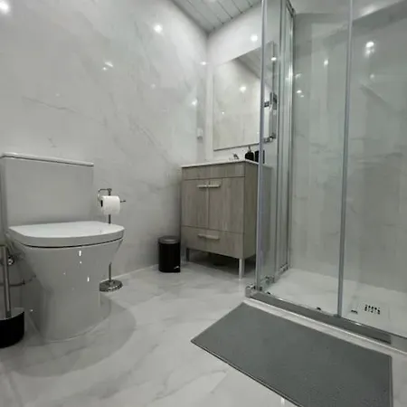 Cozy And Modern Flat In Lissabon